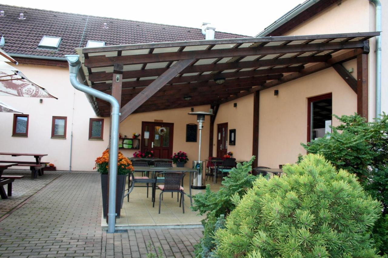Penzion Putim Písek Kültér fotó